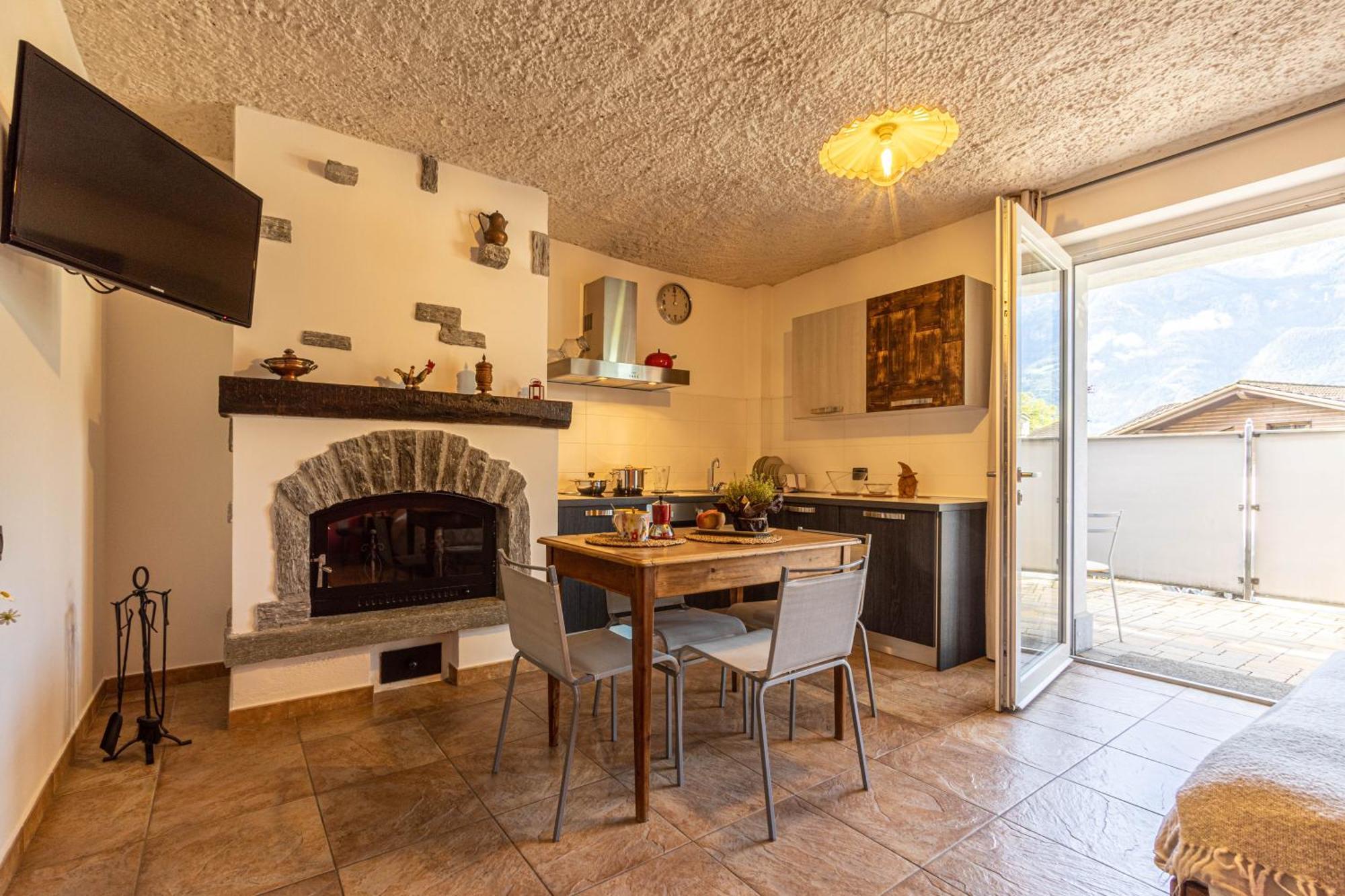 Case Appartamenti Vacanze Da Cien Saint-Christophe Luaran gambar