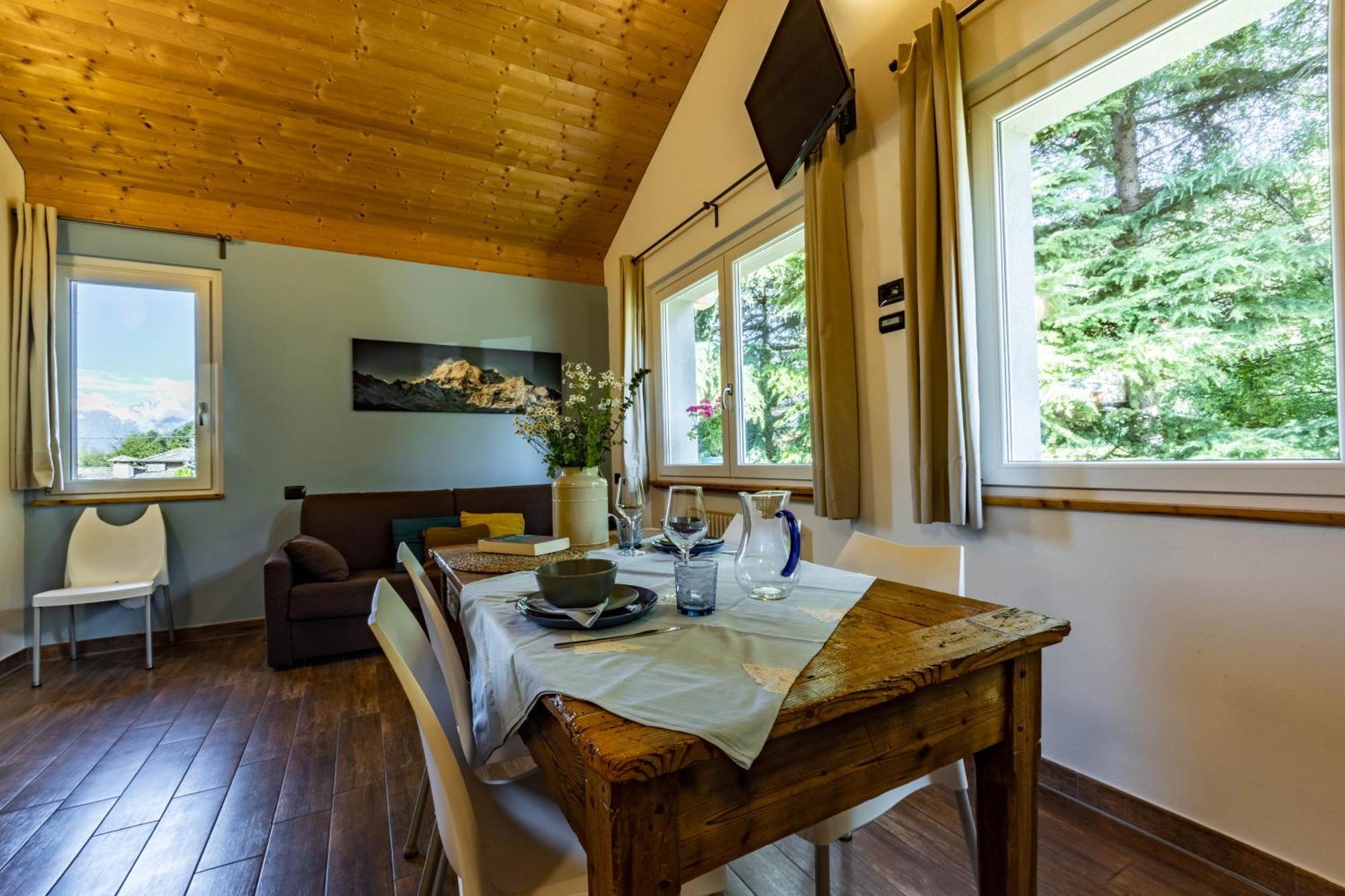 Case Appartamenti Vacanze Da Cien Saint-Christophe Luaran gambar